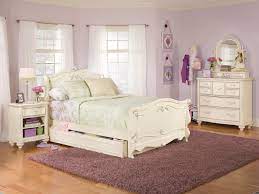 Lea Jessica Mcclintock Romance Sleigh Bedroom Google Search Girls Bedroom Furniture Sets Girls Bedroom Furniture White Bedroom Set