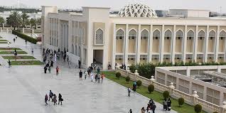 Admire the rare artifacts at the museum of islamic civilization, and visit the arts area for a taste of traditional and contemporary art. Students At The School Of Business Administration Sba At American University Of Sharjah Aus W Business Courses Business And Economics American Universities