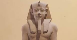 عائلة فكر تاني Fikrtanys المتحف المصرى الكبير يستقبل مجموعة تماثيل الملك سن Blog Blog Posts Statue