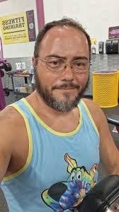 Hi. 56. Single. Louisville KY. Bottom Hope your holiday is awesome