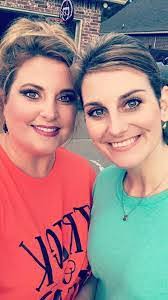 Amanda Pribble's Instagram, Twitter & Facebook