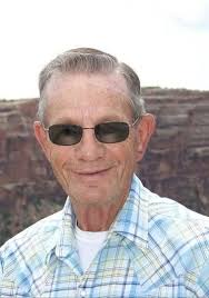 Earl Houck's Instagram, Twitter & Facebook