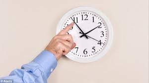 De ce se schimbă ora. Cand Se SchimbÄƒ Ora Noaptea In Care Trece La Ora De IarnÄƒ 2018 In AceastÄƒ ToamnÄƒ Publika Md Aici Sunt È™tirile
