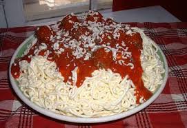 Wow Spaghetti And Meatballs Made With Buttercream Pasta Strawberry Jam Pasta Sauce Ferrero Rocher Meatballs A Desserts That Look Like Other Foods 30 Ca
