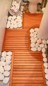 10 Tricks To Transform Your Tiny Bathroom Into A Home Spa Salle De Bain Spa Decoration Zen Parquet Salle De Bain
