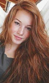 Redheads should never be ashamed of their beautiful freckles! Pin By Nora Walker On Redhead Beauty Red Hair Brown Eyes Beautiful Red Hair Red To Blonde