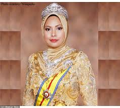 7 Muslimah Berhijab Tercantik Dan Terkaya Di Dunia