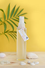 Vaporise sur tes cheveux secs ou humides et laisse sécher. Cheveux Wavy Mon Beach Spray Au Sel De Mer Sweet And Sour