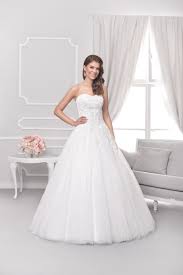 Dylanqueen bietet wunderschöne hochzeitskleider für 2020 in einer vielzahl von stilen und größen. Ka 17082g Mode De Pol