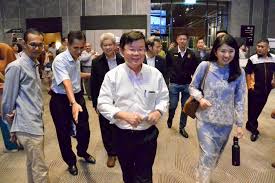 Wonderful ending to an enjoyable international women's day evening talk show with yb @elizabethwong yb @limyiwei4my yb jamaliah with @chuayeeling, volunteers, camera and make up crew. Government Will Take The Middle Path In Deciding Penang Highway Penang Property Talk