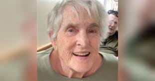 LaDean Ann Lloyd Obituary