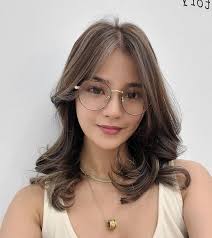 #maris racal #mracaledit #marisracaledit #mariestella racal #i freakin. Maris Racal S Korean Inspired Layered Haircut Cosmo Ph
