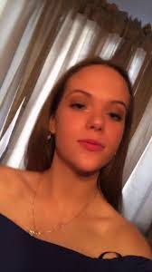 Sarah Criswell's Instagram, Twitter & Facebook