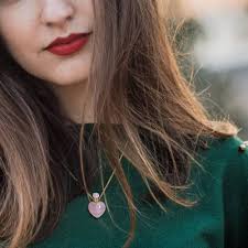 Real Rose Quartz Perfume Bottle Necklace, Rose Quartz Heart Stone Vial  Necklace for Essential Oil, Healing Stone Pink Crystal Necklace with Gold  Stainless Steel for Women Jewelry Gift : Handmade Products