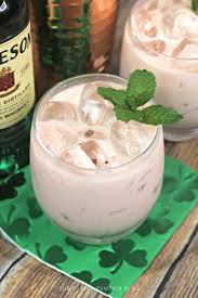Irish Whiskey Milk Cocktail Recipe In 2020 Irish Whiskey Irish Drinks Cocktails Irish Cocktails