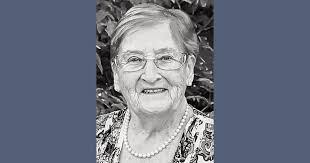 Pauline Corbett's Instagram, Twitter & Facebook