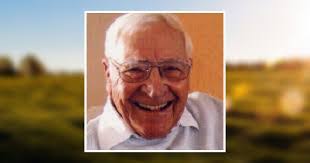 Christopher Hefty's Instagram, Twitter & Facebook