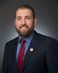 Arizona Republican breaks with party to block transgender health care ban