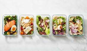 Bihun goreng bakso dan sayur sumber gambar: Coba Menu Masakan 4 Sehat 5 Sempurna Praktis Berikut Ini Enervon