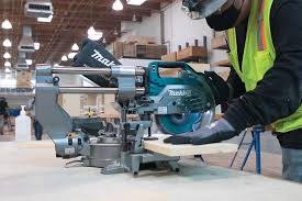 Makita develops the power tool including rechargeable, the wood working machine, the air tool, and the gardening tool by a high quality as the comprehensive manufacturer of the power tool, and is helping. Makita Tool Reviews With Real World Job Site Testing Pro Tool Reviews