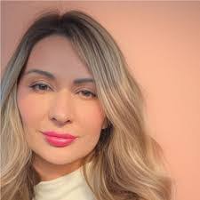 Johanna Downs's Instagram, Twitter & Facebook