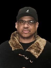 Dexter Lee's Instagram, Twitter & Facebook