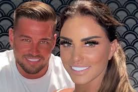 Katie Price announces she will start IVF treatment to have a baby with new  fiancé