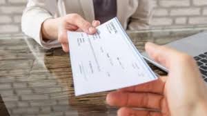 Sunt pensionara in românia am 71 ani am lucrat in italia pt 7 ani cu acte in regula am depus dosarul pt pensie in italia. Pensia Din StrÄƒinÄƒtate Salvare La BÄƒtraneÅ£e Nu Se Poate Beneficia PanÄƒ Nu Se Indeplineste Varsta LegalÄƒ De Pensionare LegalÄƒ In Acel Stat