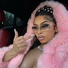 Bailey Bruce (@baileybrucem)