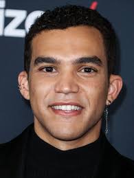 Адам Фэйзон