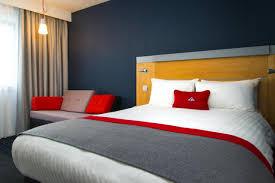 Holiday inn stevenage situated in stevenage town centre, just off junction 7 of the a1(m), this 4 star hotel is in an ideal location for both business and leisure travellers. Holiday Inn Express Stevenage An Ihg Hotel Stevenage Updated 2021 Prices
