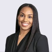 Kimberly Ratcliff's Instagram, Twitter & Facebook