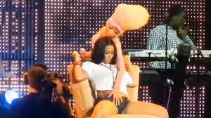 Check out lapdance's art on deviantart. Nicki Minaj Sexy Lapdance Tribute Girl You Bad Youtube