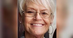 Dawn Vandygriff's Instagram, Twitter & Facebook