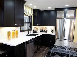 Gorgeous Kitchens With Black Appliances Include How To Decorate Guide Kitchen Cabinet Styles Kitchen Cabinet Inspiration Small Kitchen Makeovers
