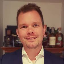 42. 8. 4. 15. 9. 10. 18. 11. 3. ∞ 42: Countries I travelled to with Diageo.  Many more than once. 8: Roles across Finance, Commercial, Global and  Internal Audit. 4: Markets I worked in