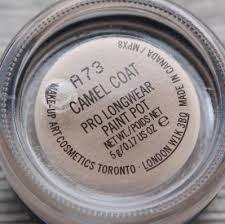 A highly pigmented eye colour that goes on creamy but dries to an intense, vibrant finish. Pin On Just Eyes