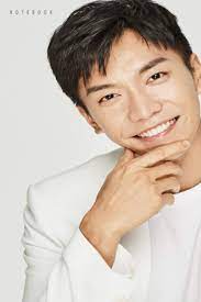 Born on january 13, 1987, he was first scouted by singer lee sun hee and debuted as a singer at the age of 17. Lee Seung Gi Notebook Diary Journal Fans Of Kdrama Perfect For Gift 6x9 Inches And 110 Pages Fanclub Koreanactor 9798555030726 Amazon Com Books