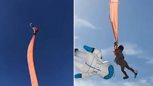 Video Girl Swept Up In The Air By Kite In Taiwan S Festival Daily Mail Online
