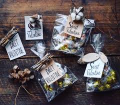 5分で簡単 100均セリアの天然パーツでおしゃれバレンタインラッピング そして 解禁 つるじょの福井イベント情報 studio in the afternoon リノベーションとお家収納diy wagon worksブログ powered by ライブドアブログ バレンタイン ラッピング