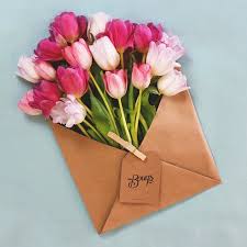 день рождения праздник детства и никуда от него не деться It S Thank A Mailman And Woman Thank You Very Much Day They Bring Us Sweet Cards From Our Grandparents Hand Ca S Dnem Rozhdeniya Otkrytki Den Rozhdeniya