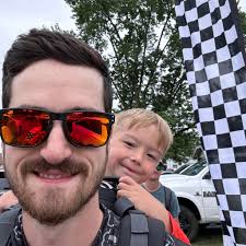 What kind of lights and scaping are suitable for a 55+ gallon tank to grow  plants?