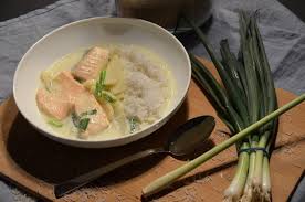 Lachs Kokosmilch Ingwer Zitronengras Zutaten Die Mich An Urlaub Erinnern Wahrend Der Reis Gart Gart Der Lachs In Der Aromati Essen Kokosmilch Lachs