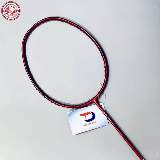 Vợt Cầu Lông VS Titan 10 - Màu Đỏ - SaiGon Badminton