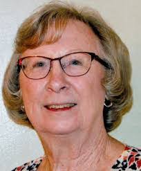 Melanie Monette's Instagram, Twitter & Facebook