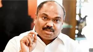 American figure skating couple Chris and Alexa have love in their ice