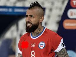#felizcumple la asociación del fútbol argentino saluda a la federación de fútbol de chile (@anfpchile) en un nuevo aniversario de su fundación. Chile Vs Bolivia La Roja Amenaza Con Jugar Con El Nike De Tapado En Camiseta Dale Albo