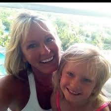 Kathy Homstad's Instagram, Twitter & Facebook