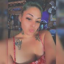 I think I've asked this before but I don't remember if I have or if it's  even been asked before and it probably has but what was everyone's very  first Metal/Rock concert.