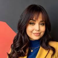 Isabella Petersen's Instagram, Twitter & Facebook